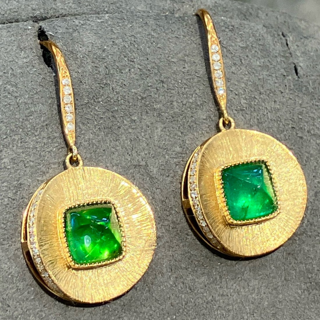 14k Gold 4.24 Ctw Vivid Green Natural Emerald & Diamond Earrings - 6