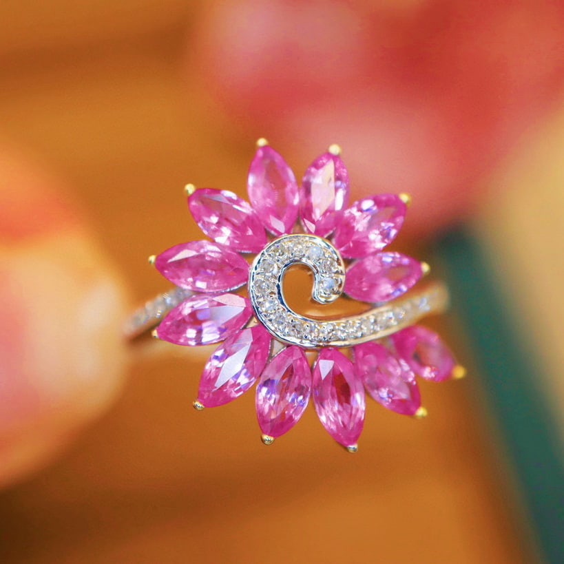 14k Gold 2.43 Ctw Natural Sapphire & Diamond Ring: Ref:230940261 // gold content:14k gold // ring size:7. 25us // // main gemstone:sapphire // shape:marquise // carat weight:2. 35ct // color:pink // treatment:natural // // adjacent gemstone 2 : diamon