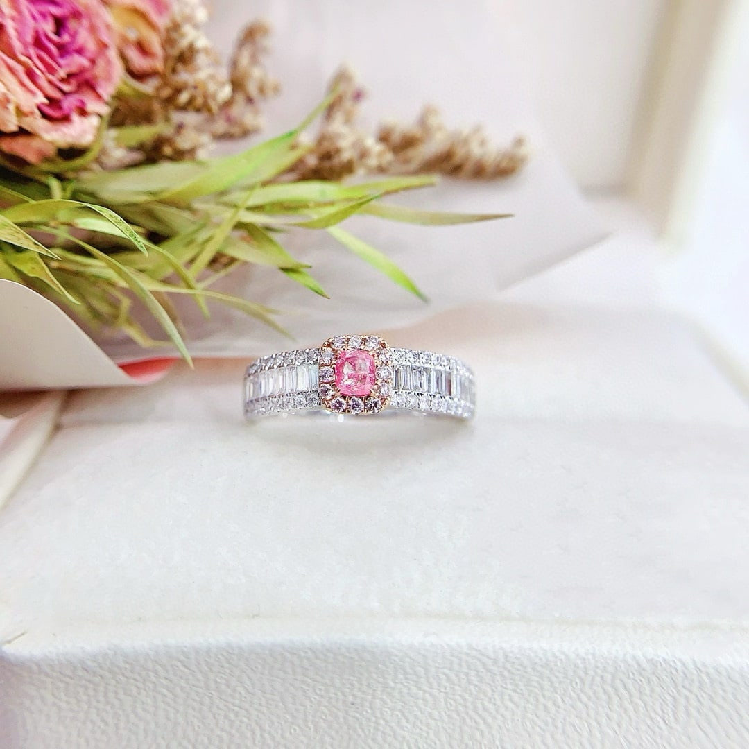 14k Gold 0.81 Ctw Natural Pink Diamond & Diamond Ring: Ref:230940273 // gold content:14k gold // ring size:7. 25us // // main gemstone:pink diamond // shape:cushion // carat weight:0. 20ct // color:pink // treatment:natural // // adjacent gemstone 2 :