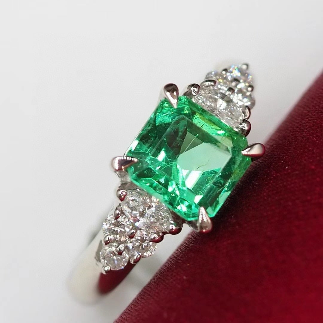 14k Gold 2.09 Ctw Natural Emerald & Diamond Ring - 2