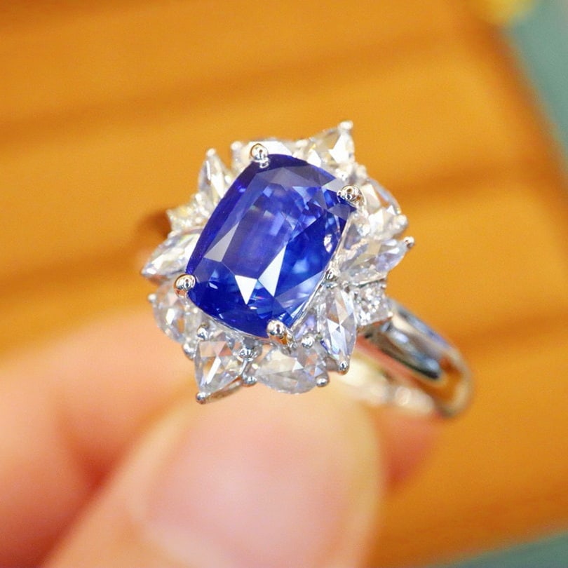 14k Gold 2.46 Ctw Natural Sapphire & Diamond Ring - 2