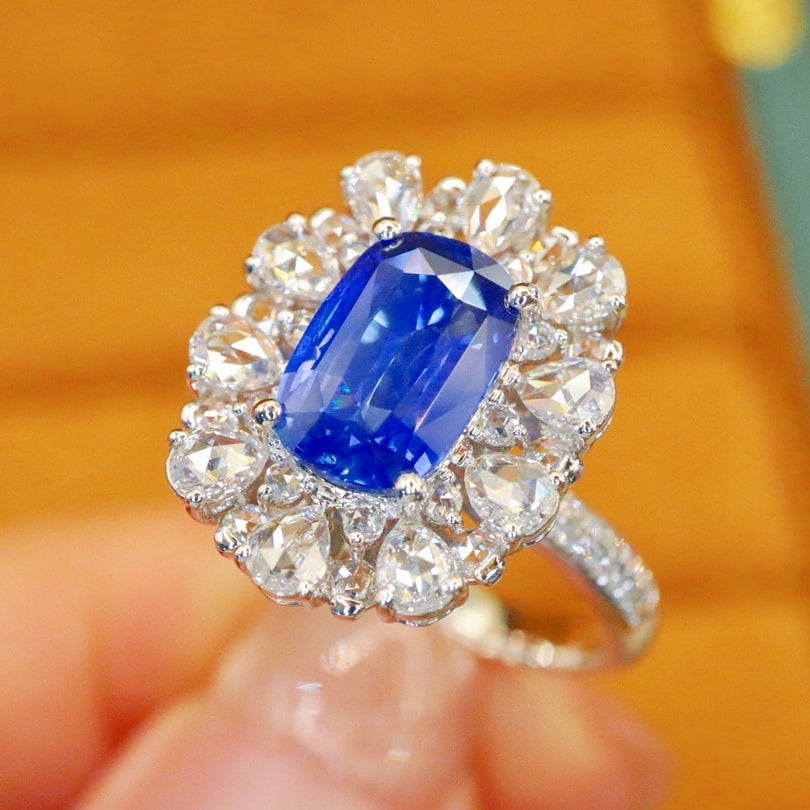 14k Gold 2.97 Ctw Natural Sapphire & Diamond Ring - 2