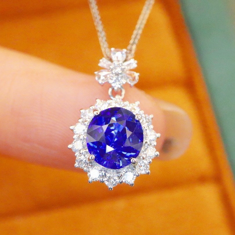 14k Gold 1.98 Ctw Natural Sapphire & Diamond Pendant( Without Chain ): Ref:230940303 // gold content:14k gold // main gemstone:sapphire // shape:oval // carat weight:1. 62ct // color:royal blue // treatment:natural // // adjacent gemstone 2 : diamond // number of stones: