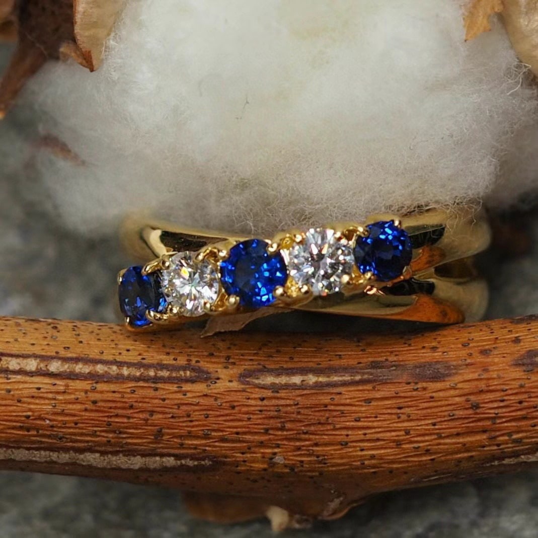 14k Gold 0.75 Ctw Vivid Blue Natural Sapphire & Diamond Ring - 5