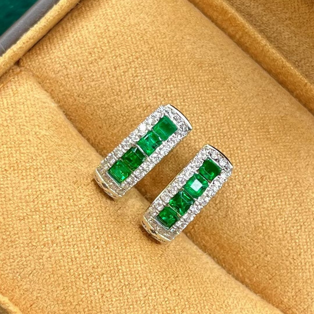 14k Gold 1.21 Ctw Vivid Green Natural Emerald & Diamond Earrings - 2