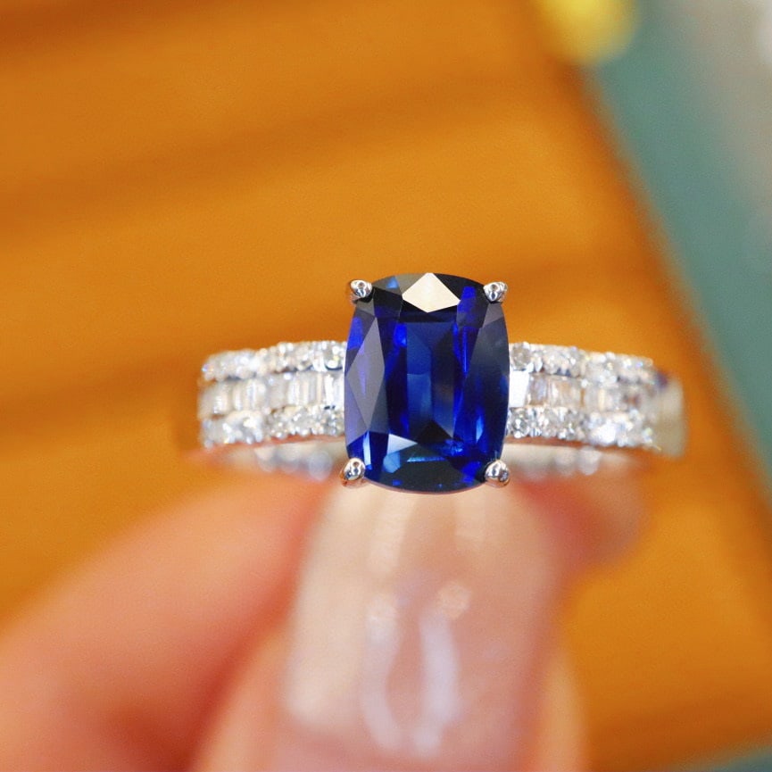 14k Gold 1.38 Ctw Natural Sapphire & Diamond Ring: Ref:230940316 // gold content:14k gold // ring size:7. 25us // // main gemstone:sapphire // shape:cushion // carat weight:1. 18ct // color:royal blue // treatment:natural // // adjacent gemstone 2