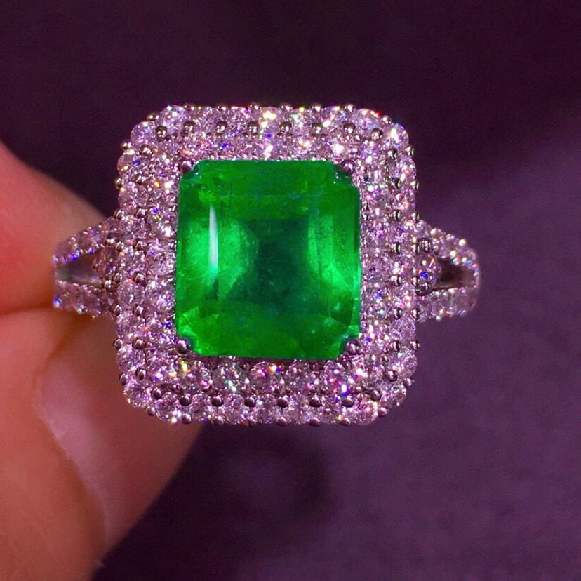 14k Gold 2.65 Ct Vivid Green Natural Emerald & Diamond Ring - 5