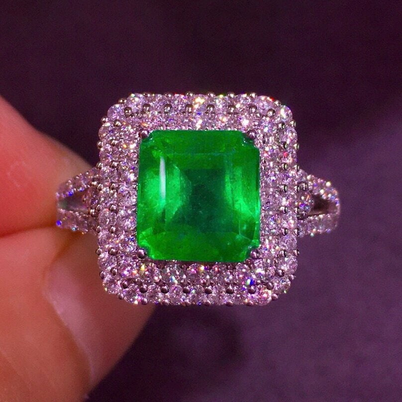 14k Gold 2.65 Ct Vivid Green Natural Emerald & Diamond Ring - 7