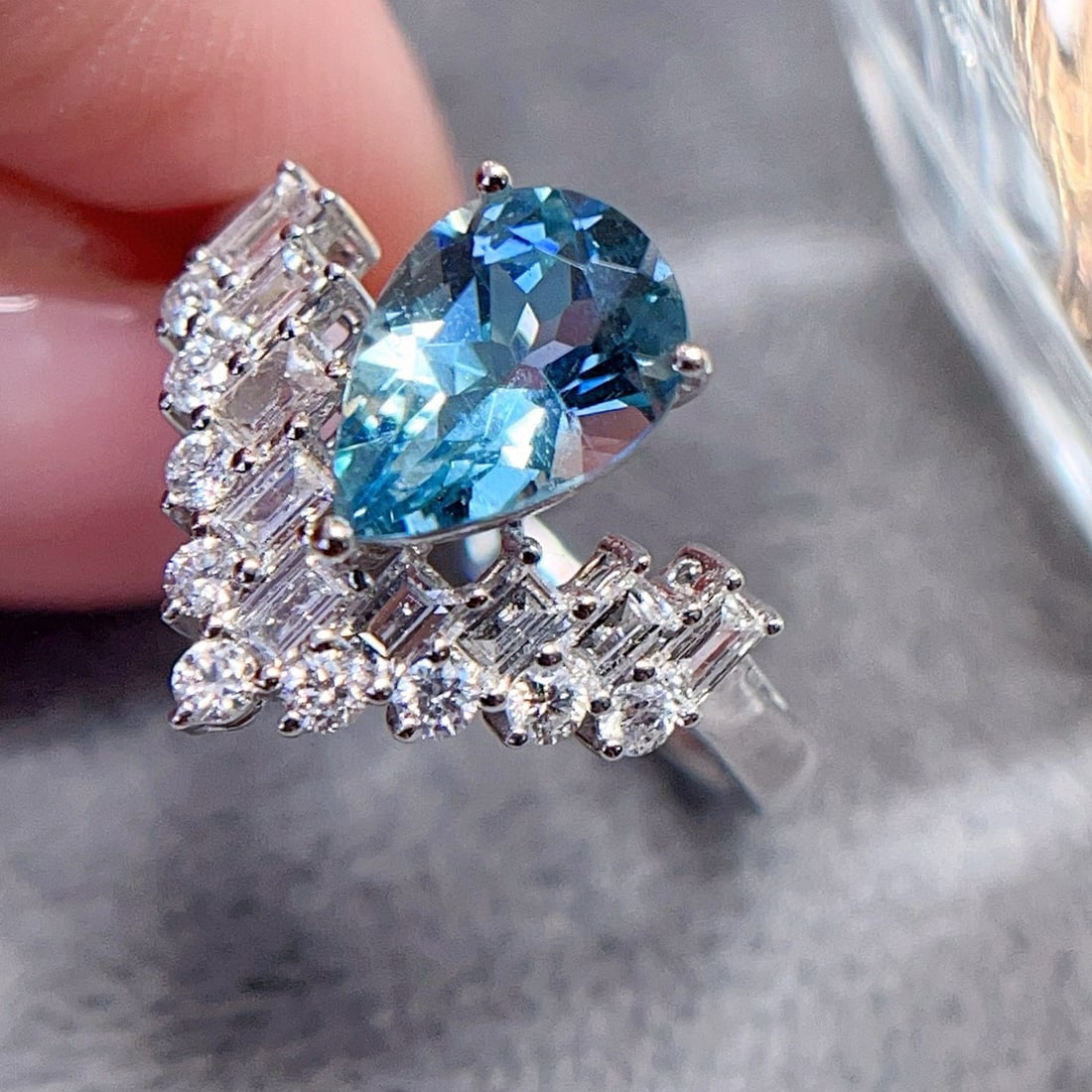 14k Gold 1.54 Ctw Natural Aquamarine & Diamond Ring - 2