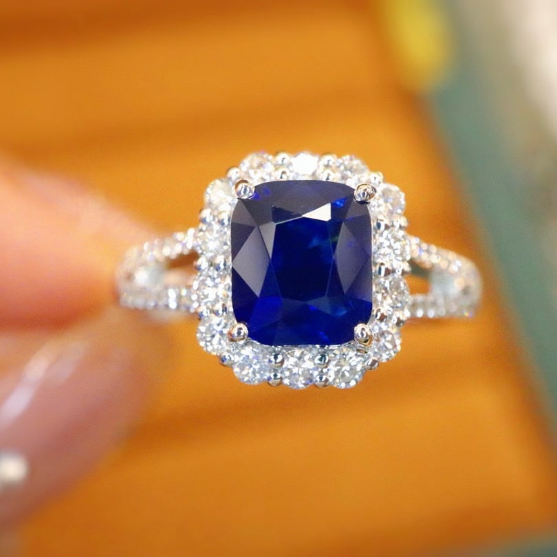 14k Gold 2.51 Ctw Natural Sapphire & Diamond Ring: Ref:230940338 // gold content:14k gold // ring size:7. 25us // // main gemstone:sapphire // shape:cushion // carat weight:2. 0ct // color:royal blue // treatment:natural // // adjacent gemstone 2 : di