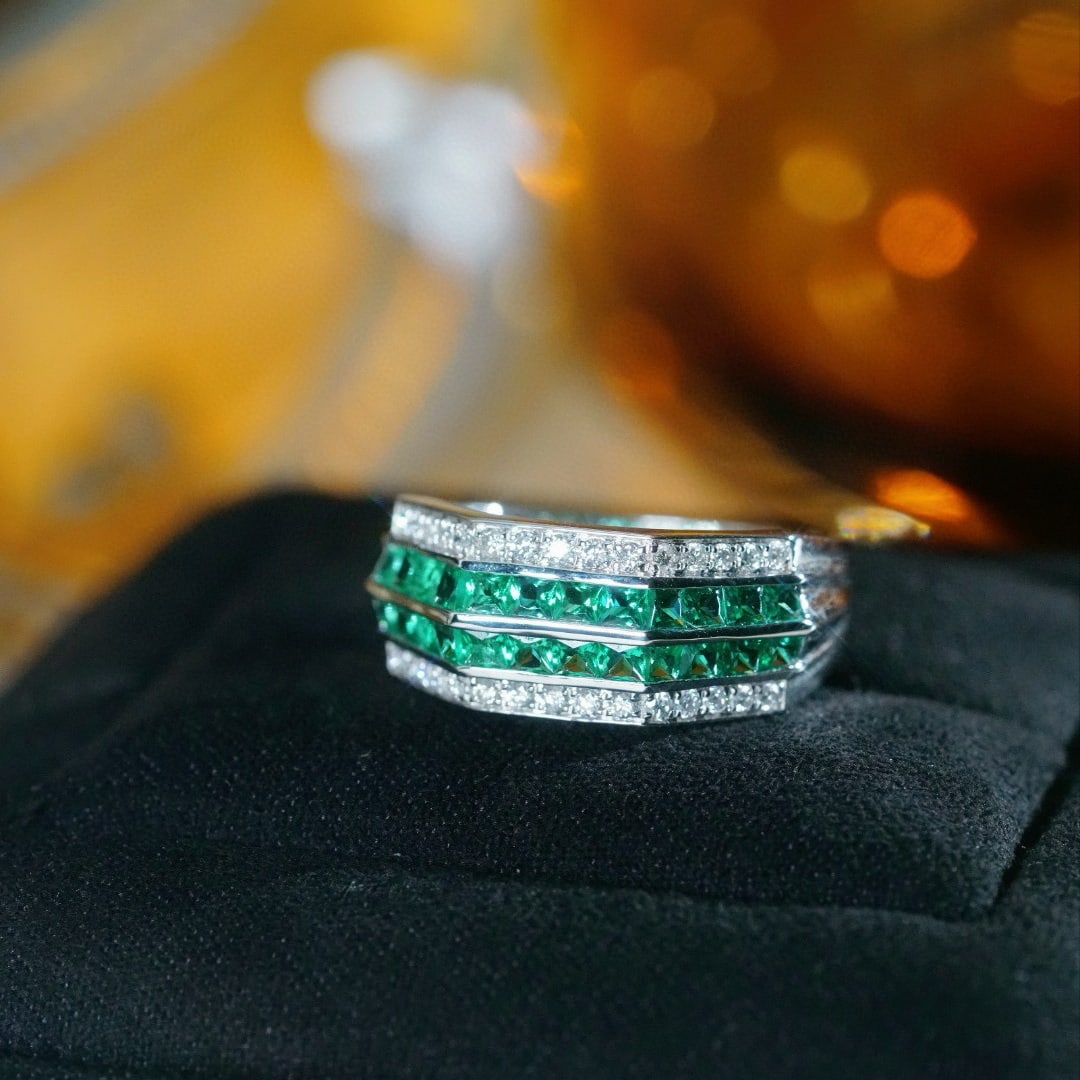 14k Gold 1.28 Ctw Vivid Green Natural Emerald & Diamond Ring - 6
