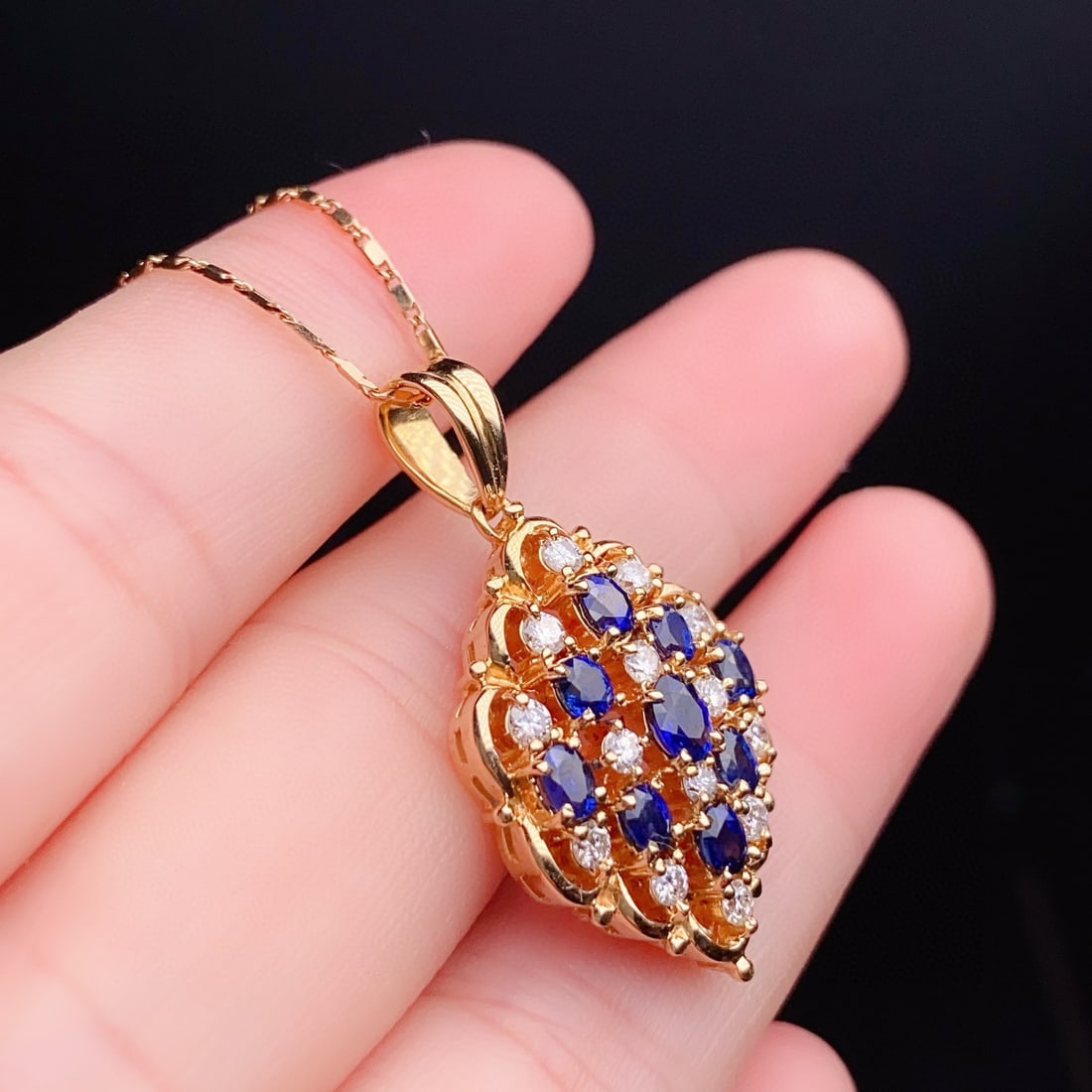 14k Gold 1.98 Ctw Vivid Blue Natural Sapphire & Diamond Pendant( Without Chain ) - 4