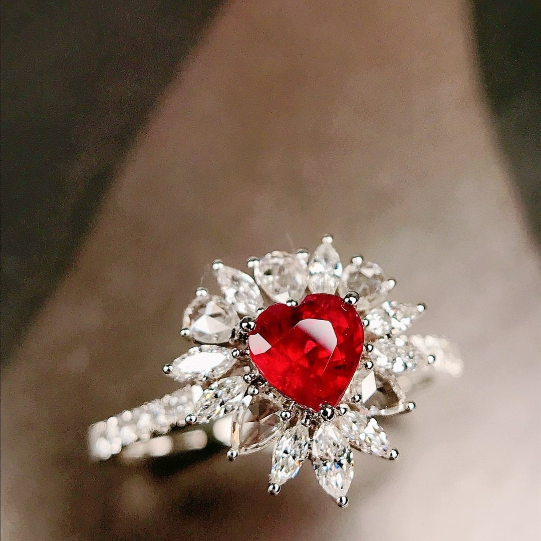 14k Gold 1.10 Ctw Natural Ruby & Diamond Ring: Ref:230940354 // gold content:14k gold // ring size:7. 25us // // main gemstone:ruby // shape:heart // carat weight:0. 66ct // color:pigeonblood red // treatment:natural // // adjacent gemstone 2 : di