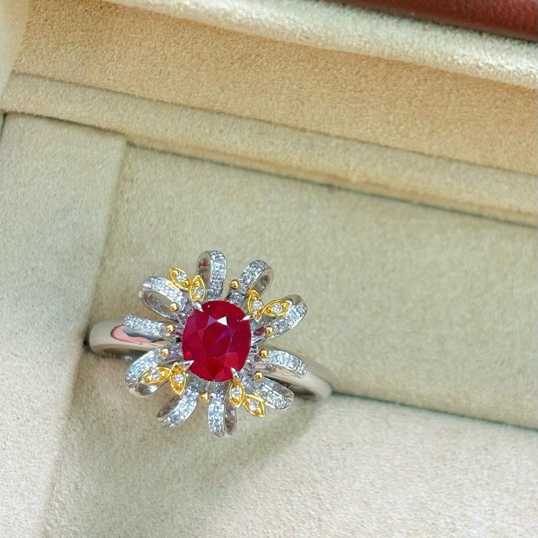14k Gold 1.30 Ctw Natural Ruby & Diamond Ring - 2