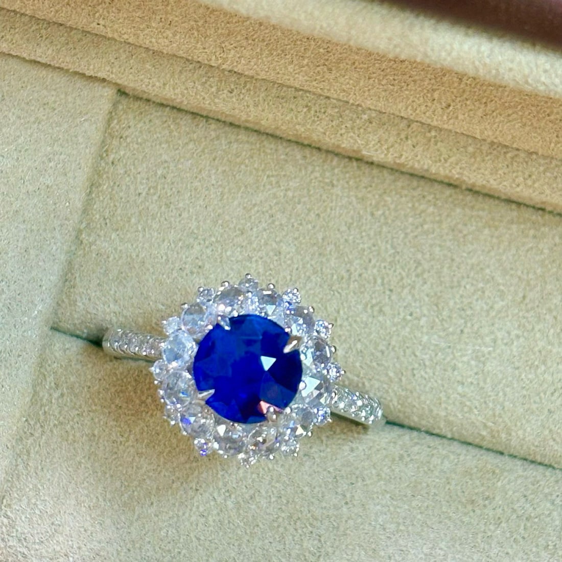 14k Gold 1.67 Ctw Natural Sapphire & Diamond Ring - 2