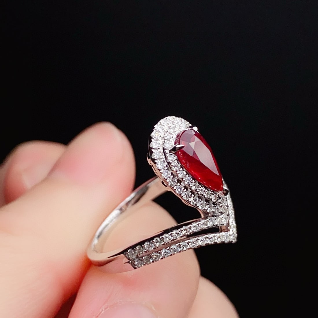 14k Gold 1.55 Ctw Vivid Red Natural Ruby & Diamond Ring - 4