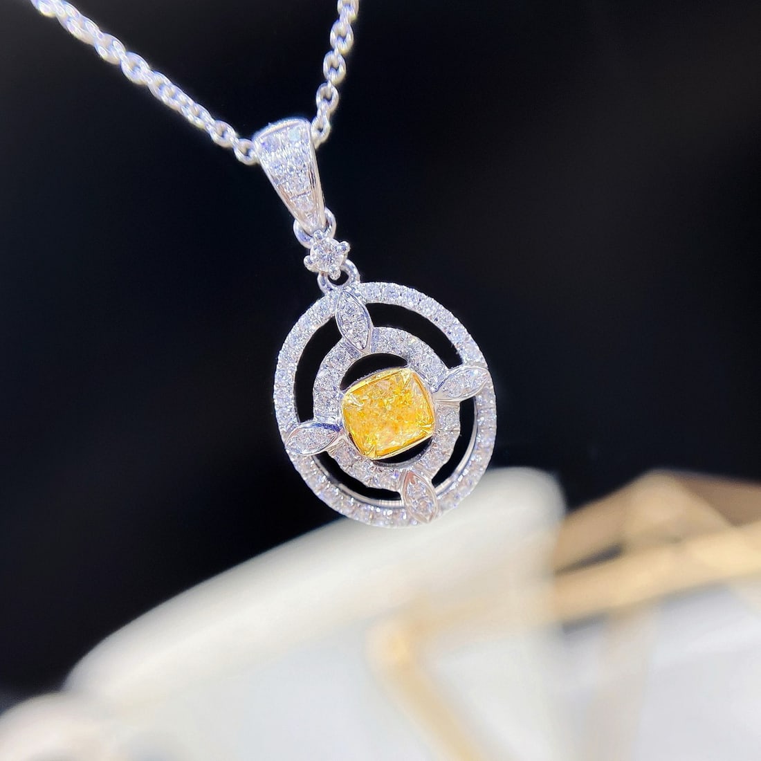 14k Gold 0.47 Ctw Natural Yellow Diamond & Diamond Necklace: Ref:230940390 // gold content:14k gold // main gemstone:yellow diamond // shape:cushion // carat weight:0. 28ct // color:yellow // treatment:natural // // adjacent gemstone 2 : diamond //