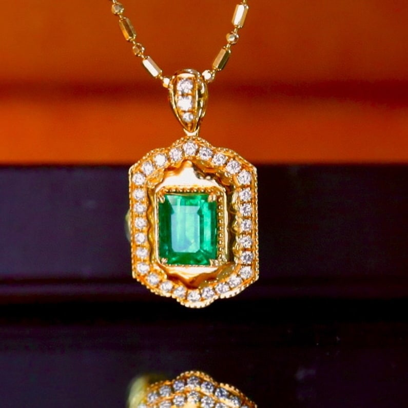 14k Gold 1.36 Ctw Vivid Green Natural Emerald & Diamond Pendant( Without Chain ) - 2