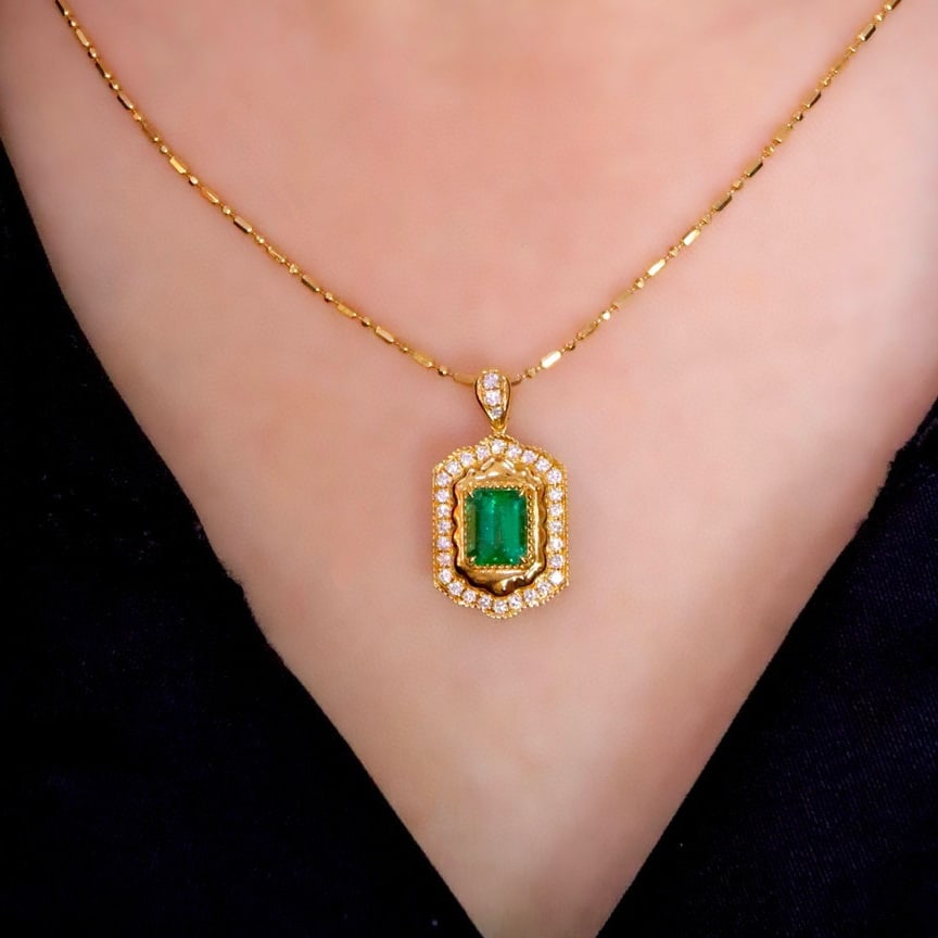 14k Gold 1.36 Ctw Vivid Green Natural Emerald & Diamond Pendant( Without Chain ) - 3