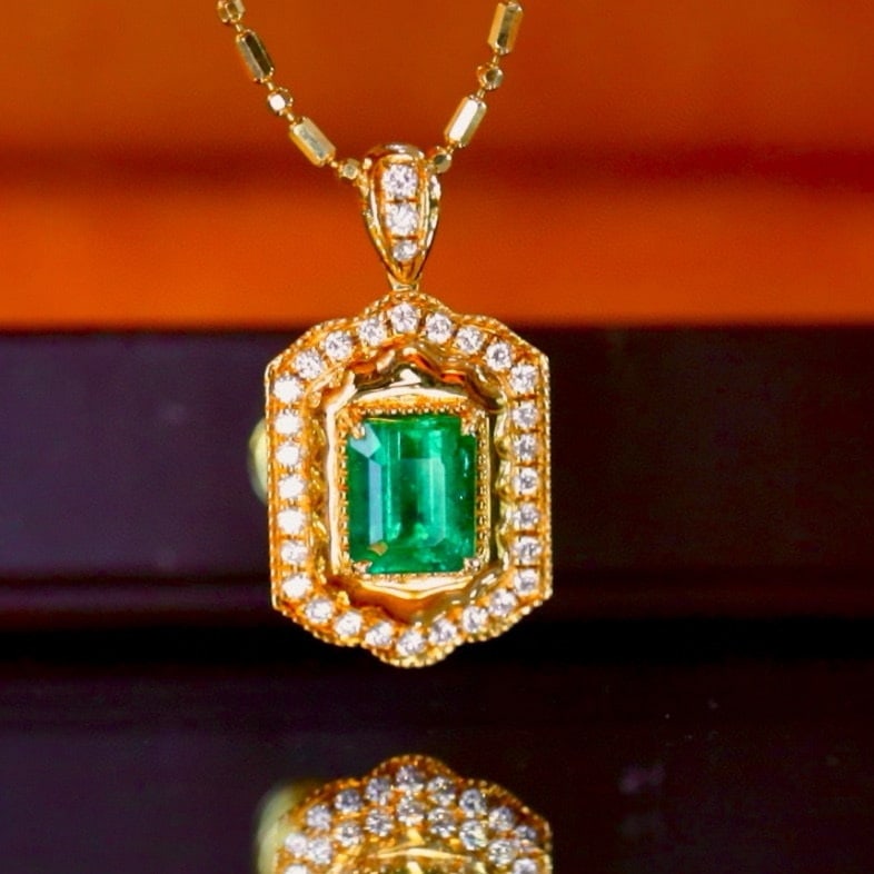 14k Gold 1.36 Ctw Vivid Green Natural Emerald & Diamond Pendant( Without Chain ) - 5