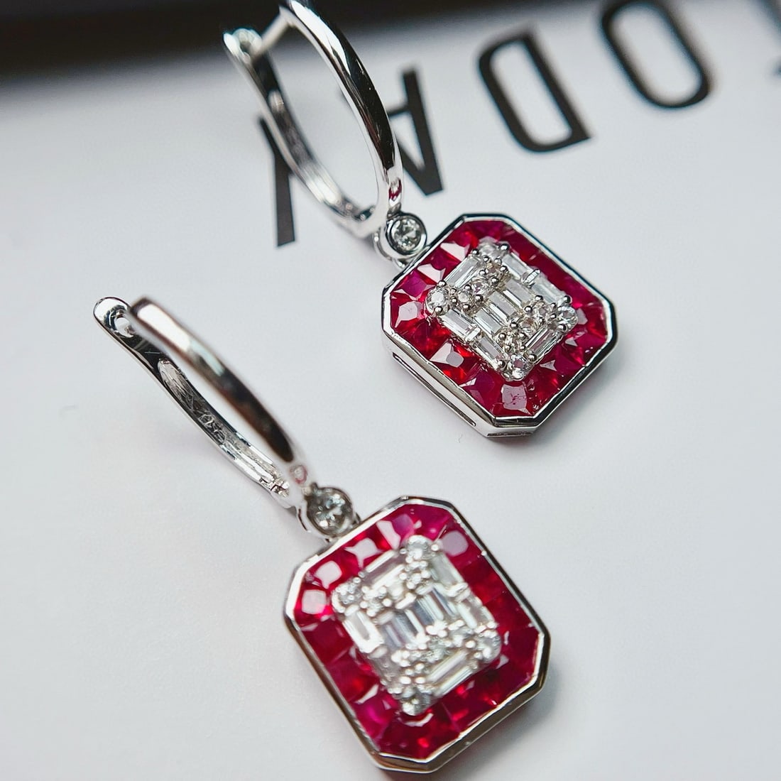 14k Gold 2.65 Ct Vivid Red Natural Ruby & Sapphire Earrings - 4