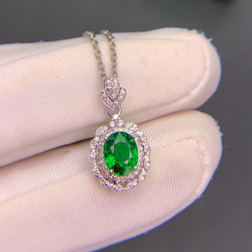 14k Gold 1.09 Ct Vivid Green Natural Tsavorite & Diamond Pendant( Without Chain ) - 5