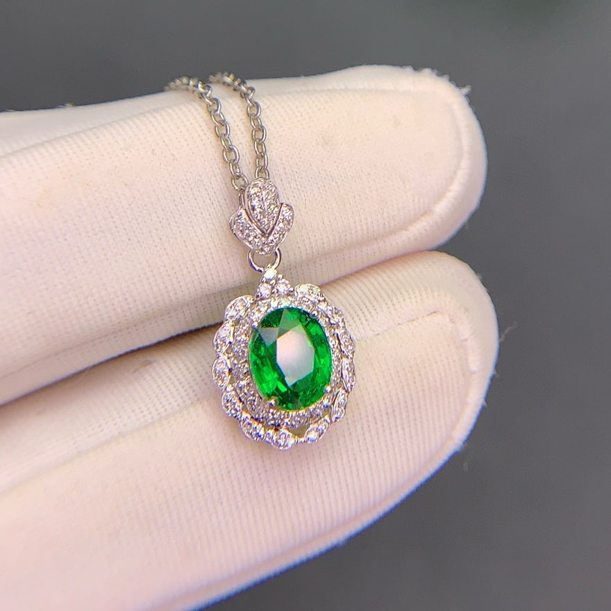 14k Gold 1.09 Ct Vivid Green Natural Tsavorite & Diamond Pendant( Without Chain ) - 8