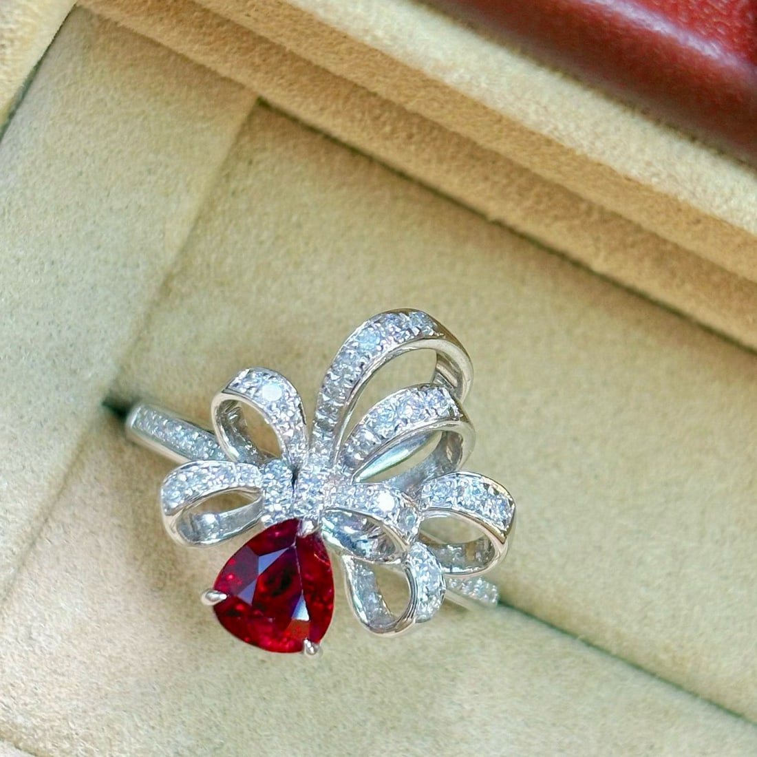 14k Gold 1.43 Ctw Natural Ruby & Diamond Ring - 3