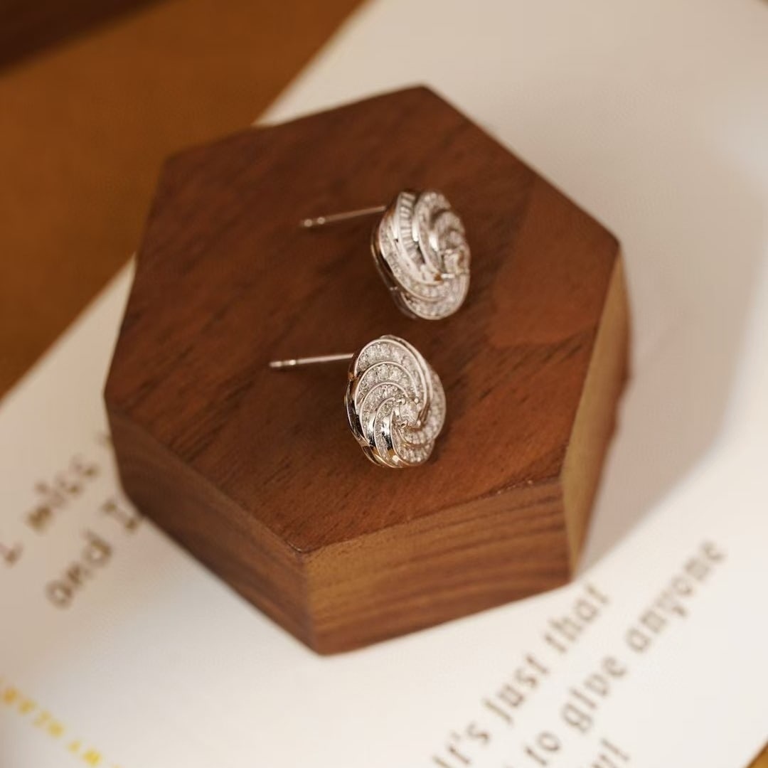 14k Gold 0.76 Ct Natural H Diamond Earrings - 4