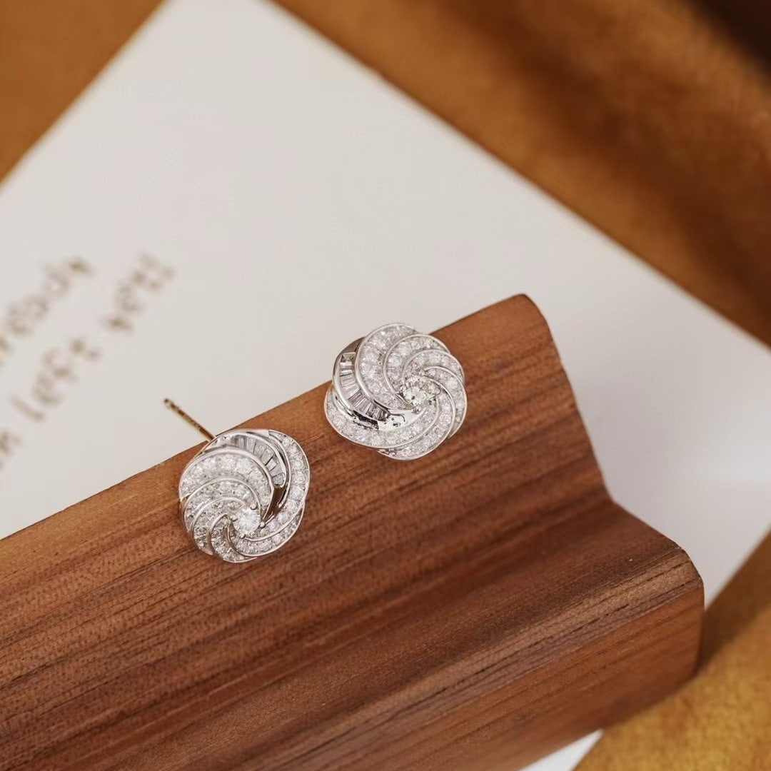 14k Gold 0.76 Ct Natural H Diamond Earrings - 5