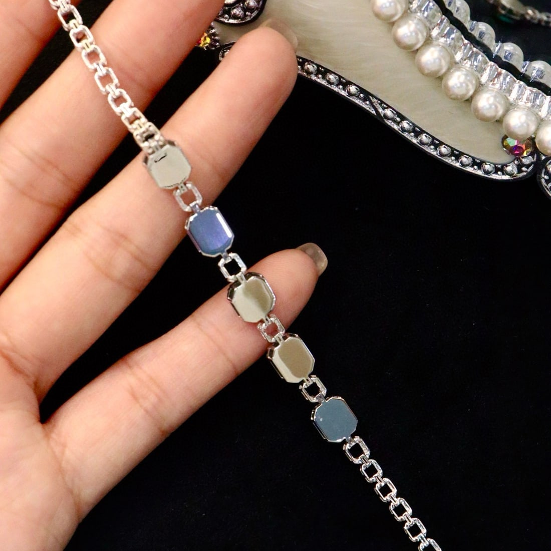 14k Gold 4.24 Ctw Vivid Green Natural Emerald & Diamond Bracelet - 4