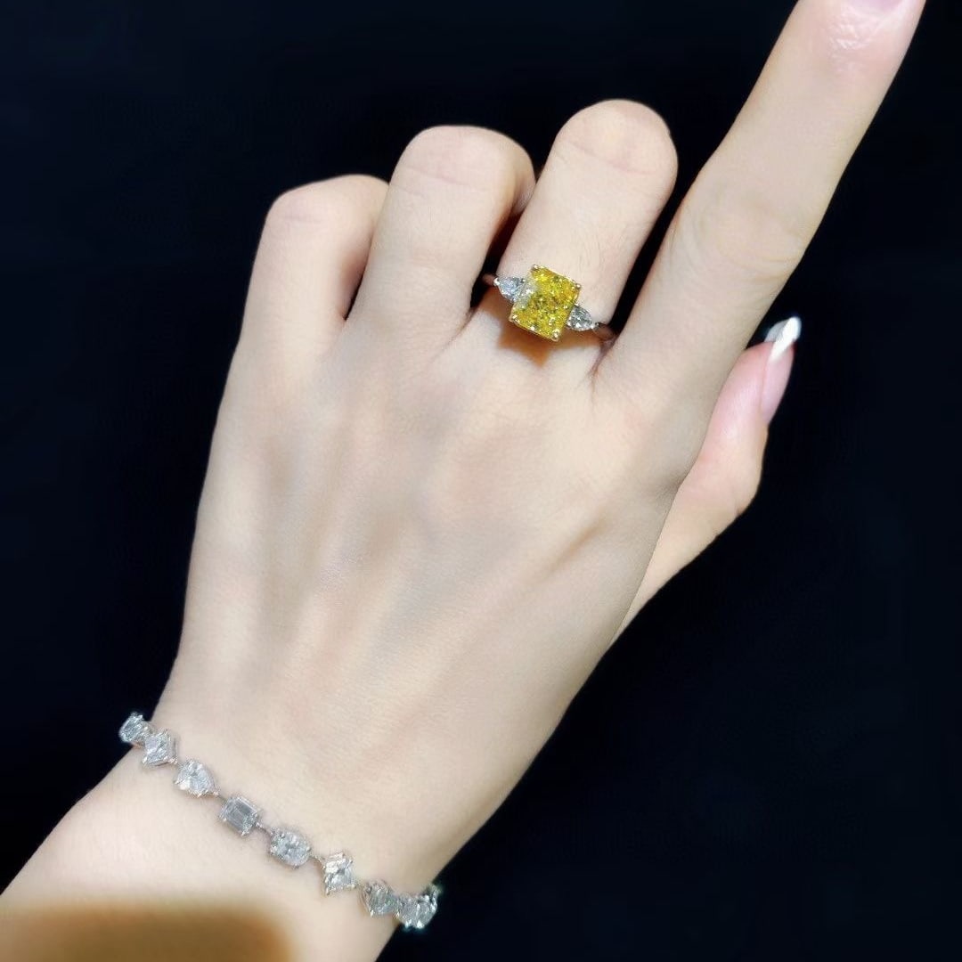 14k Gold 2.37 Ctw Natural Yellow Diamond & Diamond Ring - 3