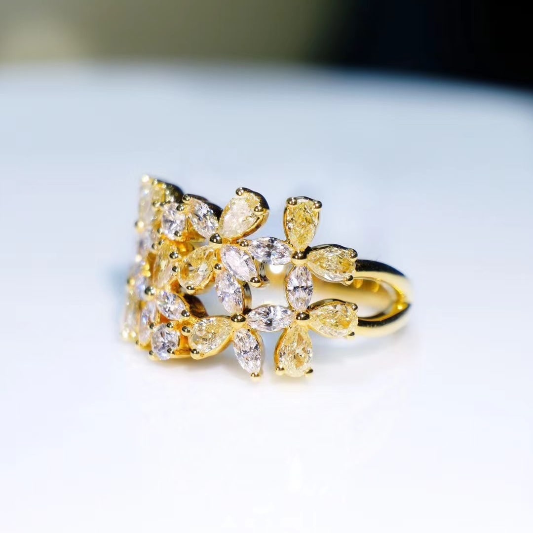 14k Gold 1.69 Ct Natural Color Diamond Ring - 2