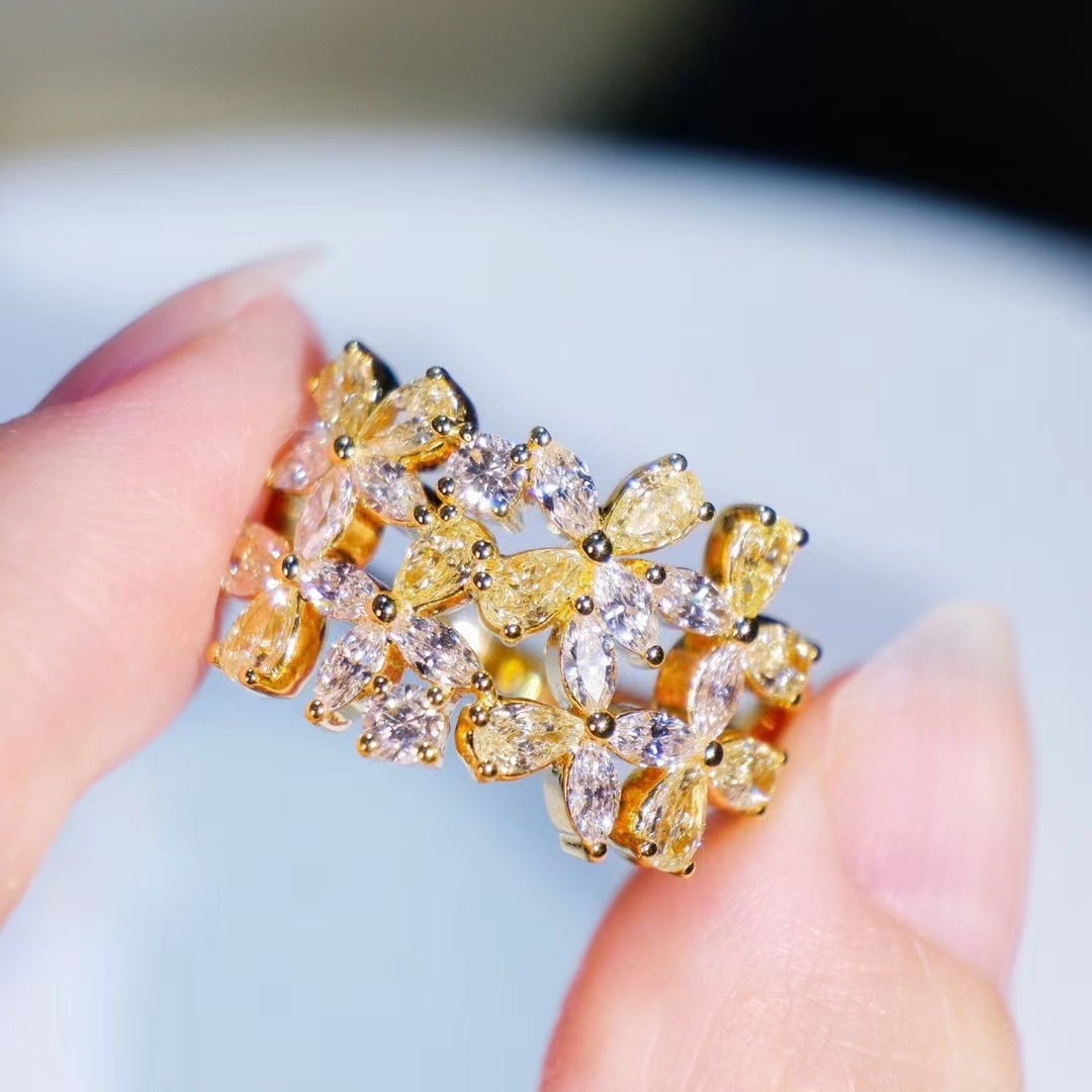 14k Gold 1.69 Ct Natural Color Diamond Ring - 3