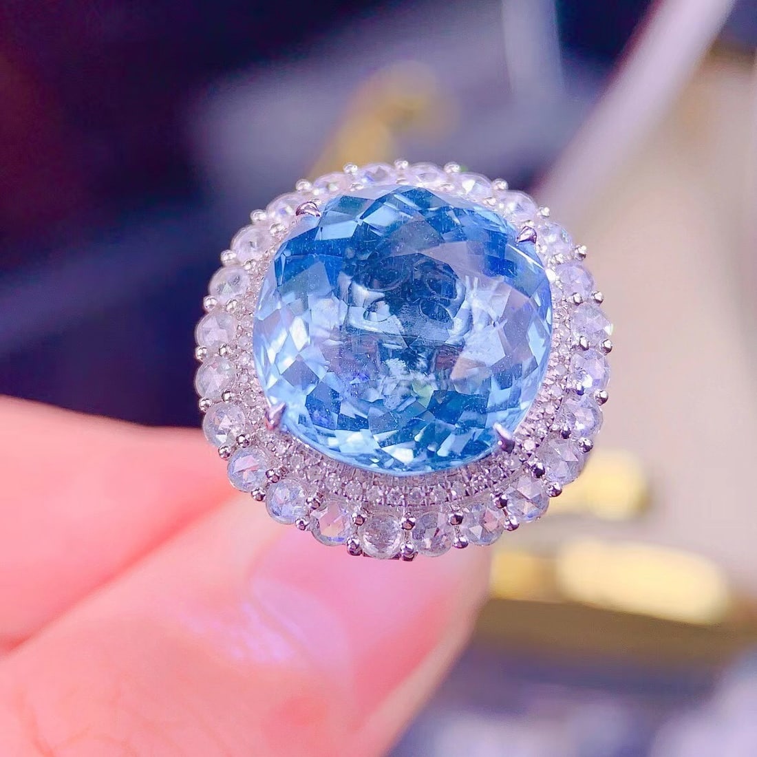 14k Gold 10 Ct Natural Tourmaline & Diamond Ring/pendant( Without Chain ): Ref:230937021 // gold content:14k gold // ring size:7. 25us // // main gemstone:tourmaline // shape:oval // carat weight:10ct // color:blue // treatment:natural // // adjacent gemstone 2 : diamond