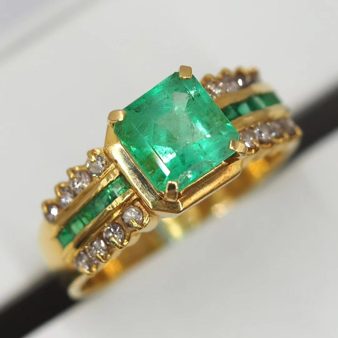 14k Gold 2.22 Ctw Natural Emerald & Diamond Ring (1 of 7)