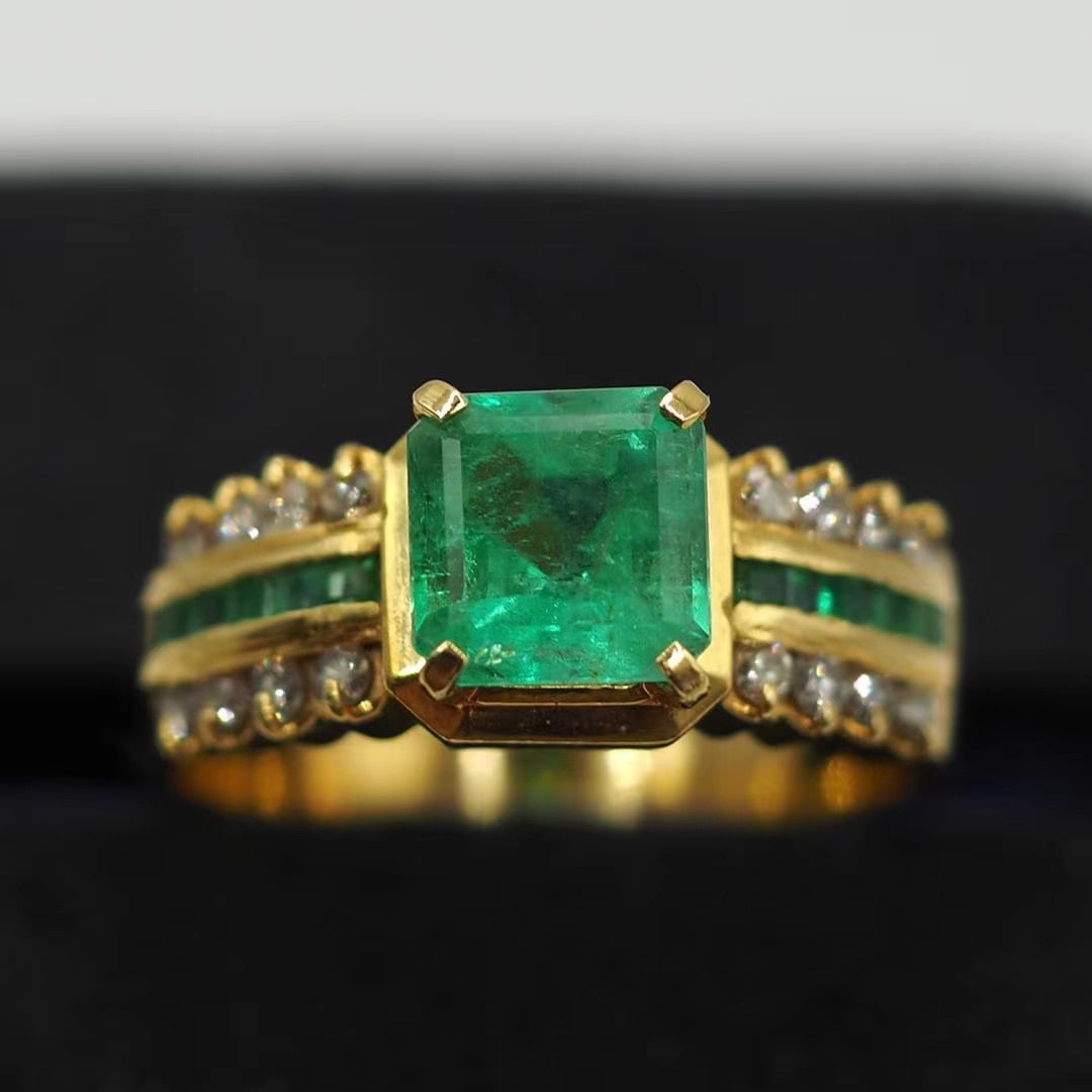 14k Gold 2.22 Ctw Natural Emerald & Diamond Ring - 2