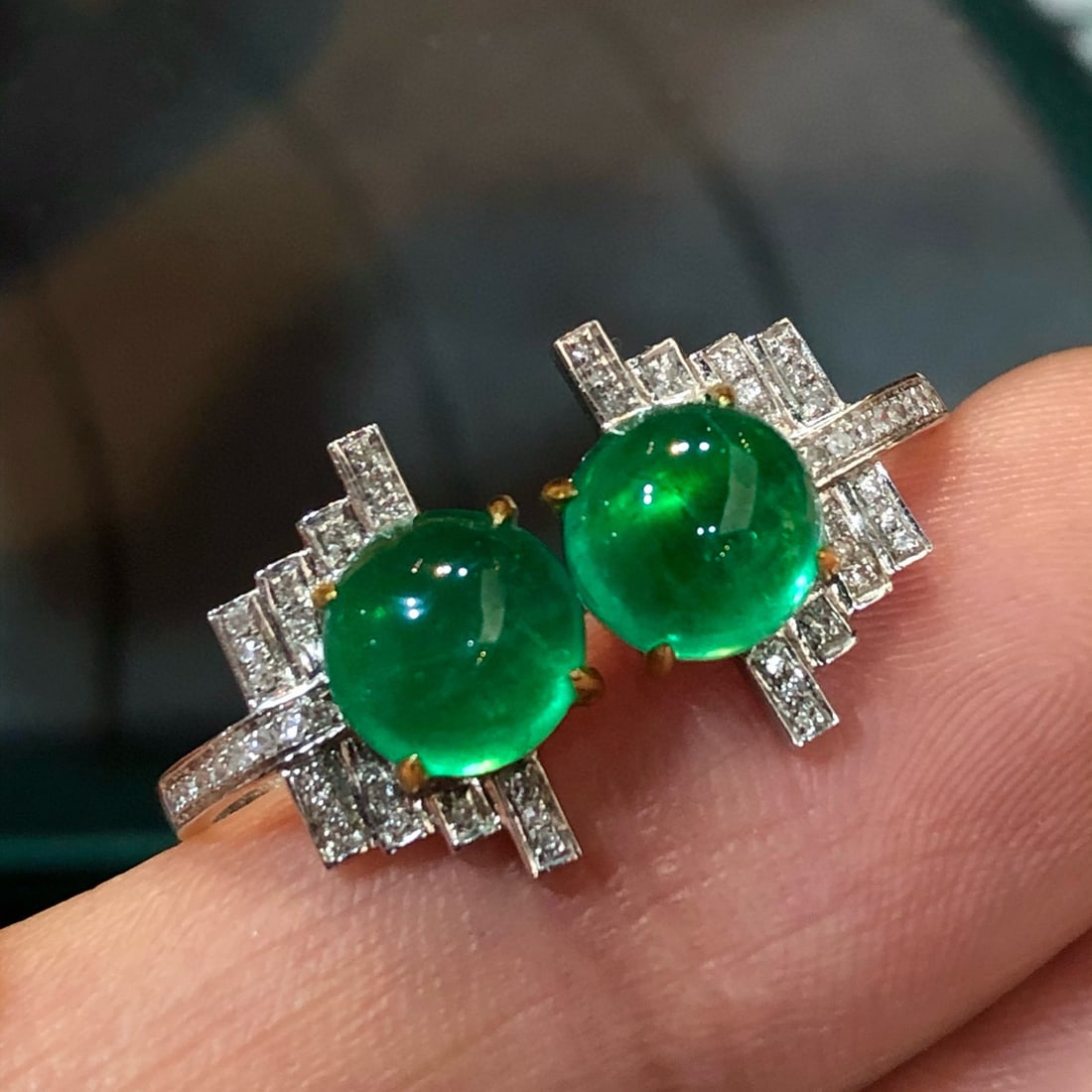 14k Gold 3.55 Ct Vivid Green Natural Emerald & Diamond Earrings - 2