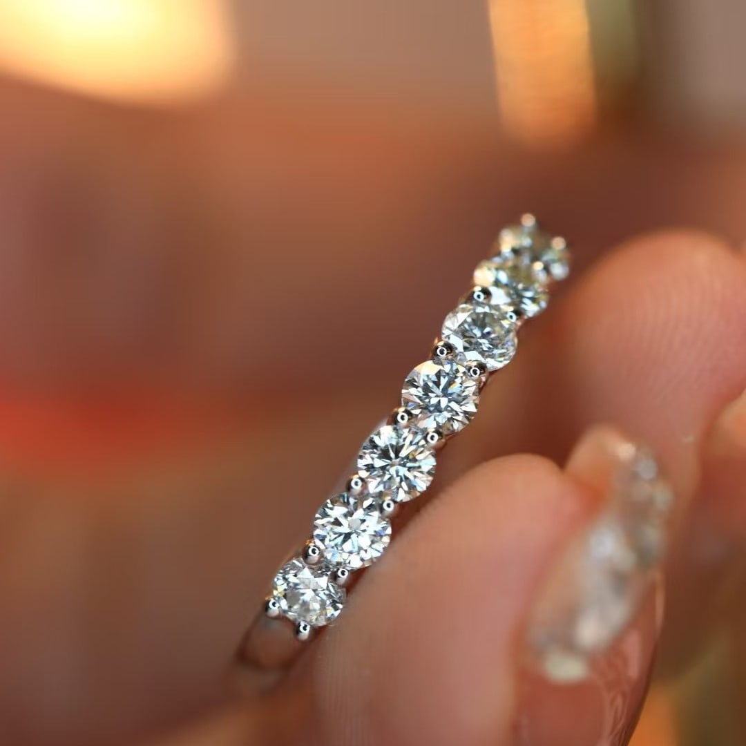 14k Gold 0.58 Ct Natural H Diamond Ring - 2