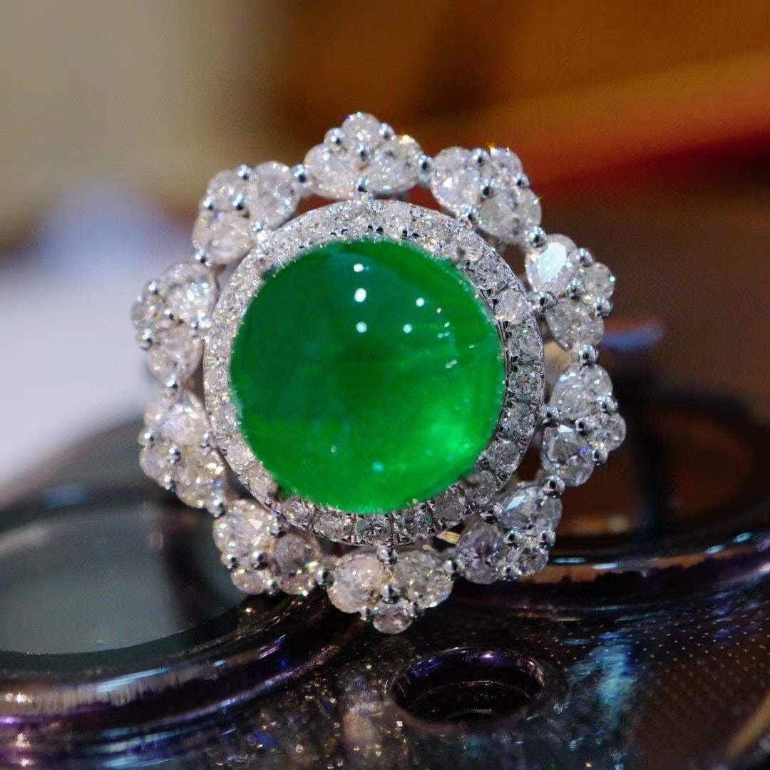 14k Gold 3.76 Ctw Vivid Green Natural Emerald & Diamond Ring - 3