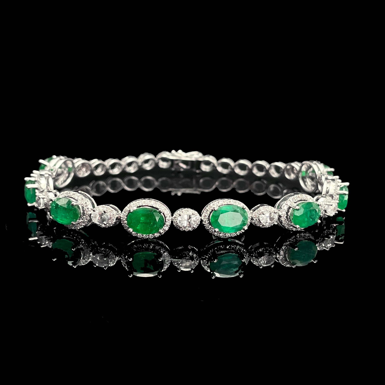 14k Gold 6.12 Ctw Vivid Green Natural Emerald & Diamond Bracelet (1 of 6)