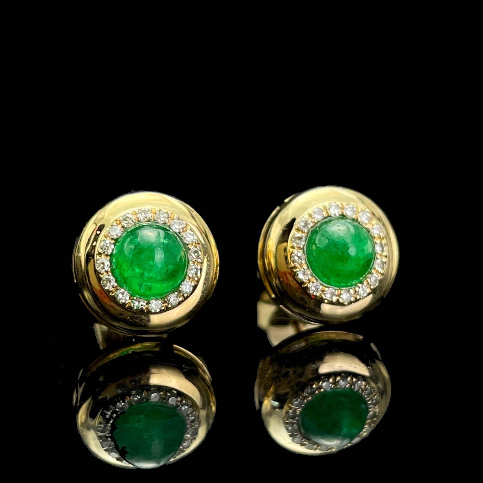 14k Gold 0.97 Ctw Natural Emerald & Diamond Earrings - 2