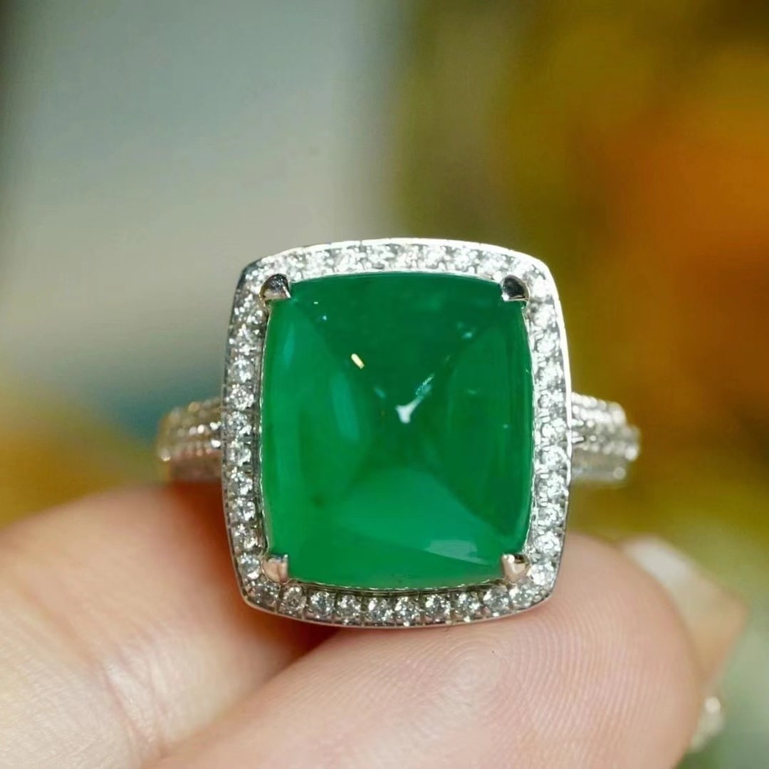 14k Gold 8.58 Ct Vivid Green Natural Emerald & Diamond Ring - 6