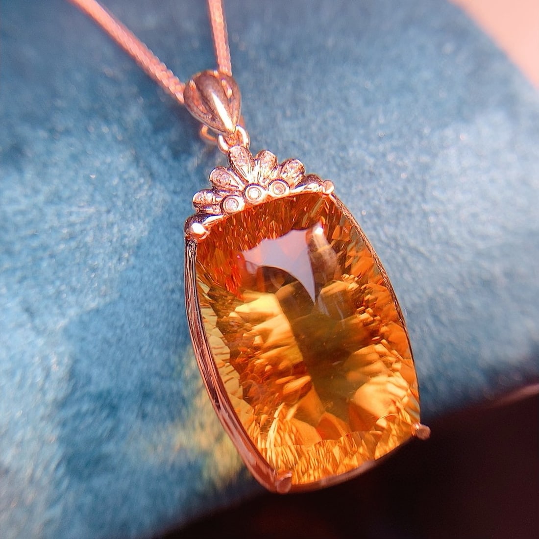14k Gold 19.05 Ct Natural Citrine & Diamond Pendant( Without Chain ) - 2