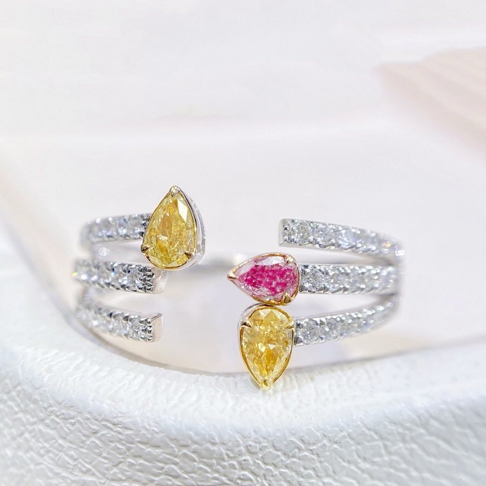 14k Gold 0.52 Ctw Natural Color Diamond & Diamond Ring: Ref:230937103 // gold content:14k gold // ring size:7. 25us // // main gemstone:color diamond // shape:pear // carat weight:0. 26ct // color:color // treatment:natural // // adjacent gemstone 2 :