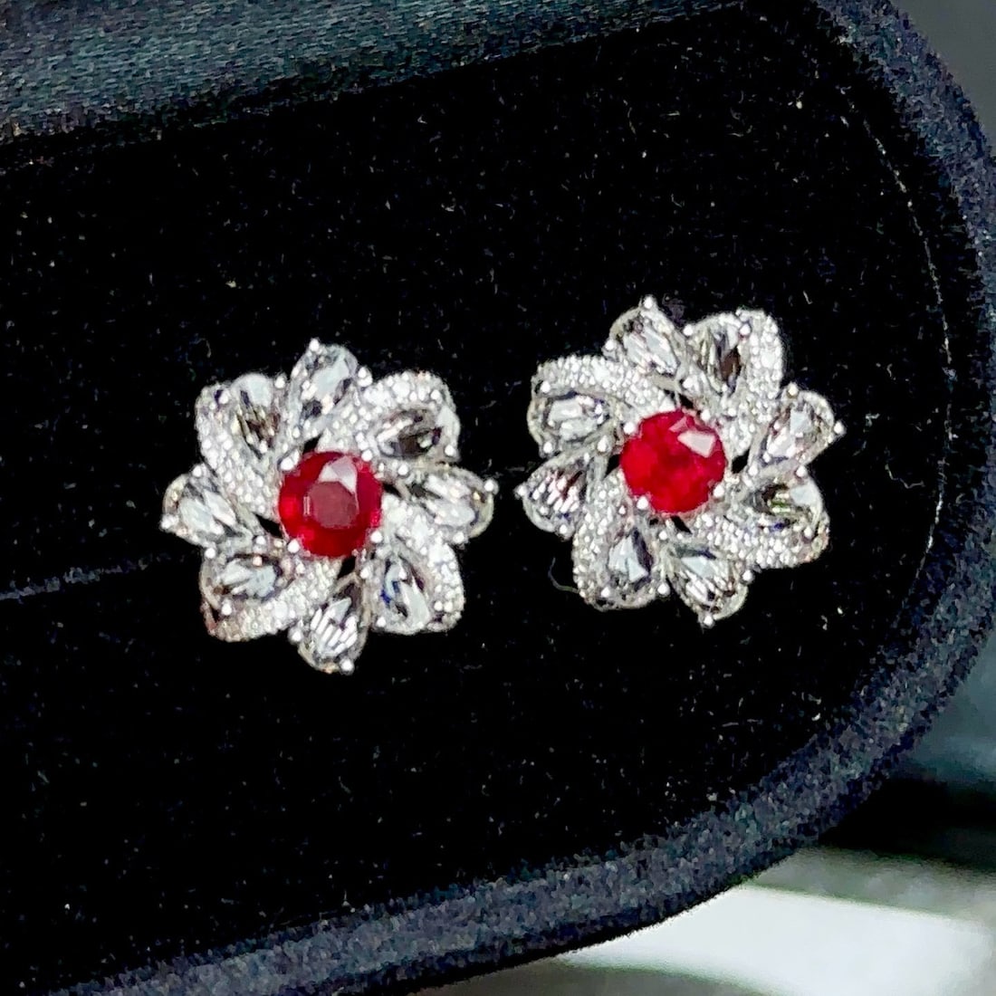 14k Gold 0.5 Ct Natural Ruby & Diamond & Sapphire Earrings: Ref:230937106 // gold content:14k gold // main gemstone:ruby // shape:round // carat weight:0. 5ct // color:pigeonblood red // treatment:natural // cut grade:g // // adjacent gemstone 2 : diamond