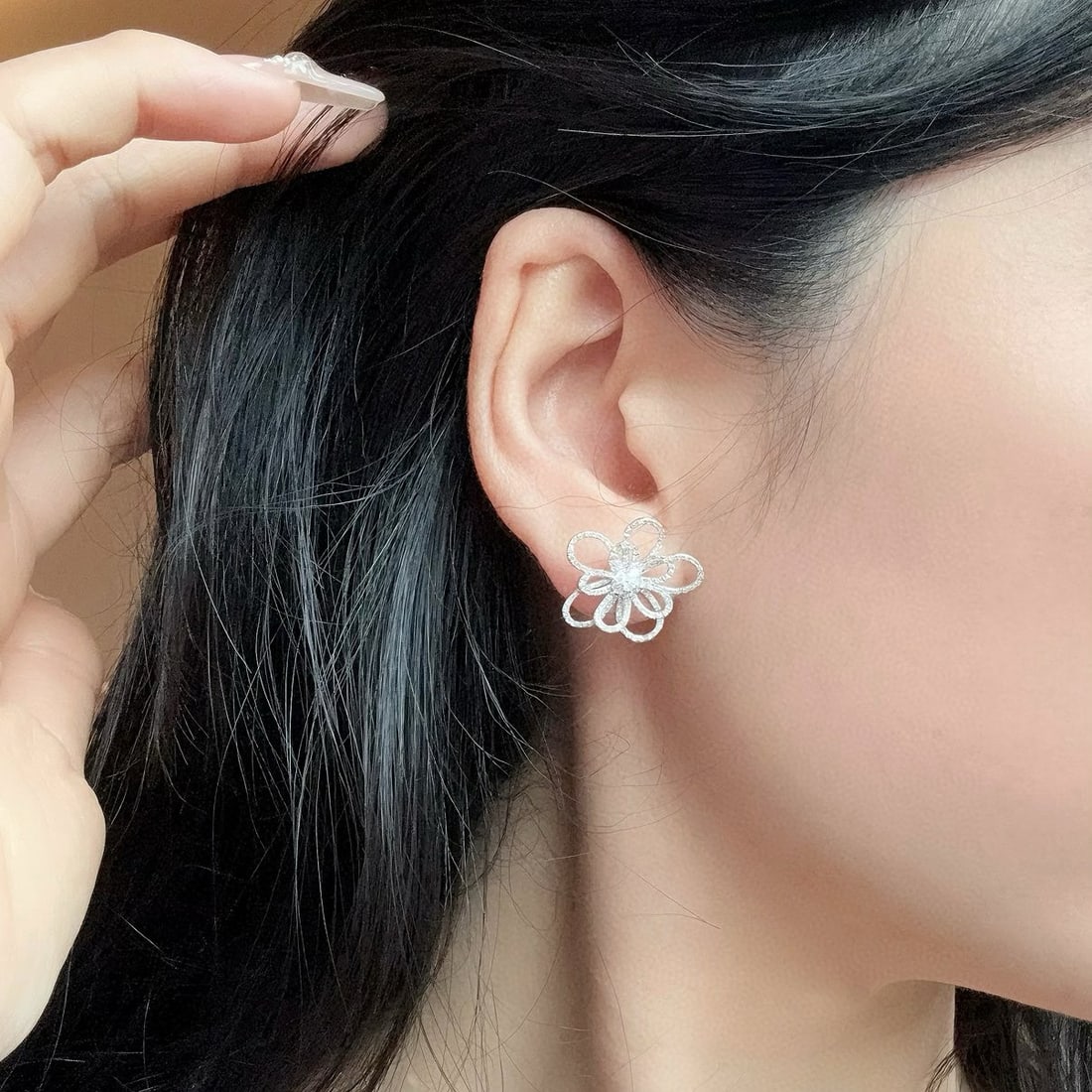 14k Gold 0.76 Ct Natural H Diamond Earrings - 5