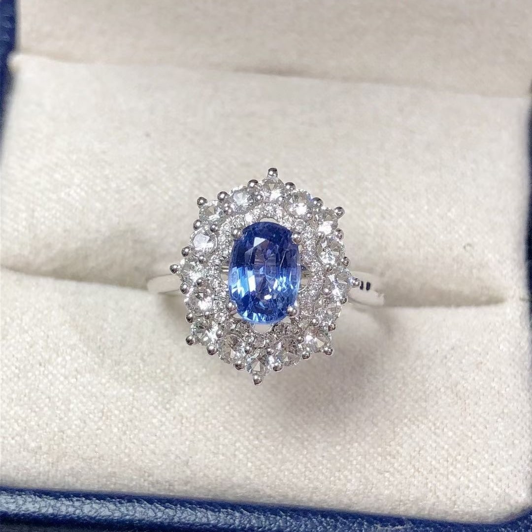 14k Gold 1.15 Ctw Natural Sapphire & Diamond Ring: Ref:230937161 // gold content:14k gold // ring size:7. 25us // // main gemstone:sapphire // shape:oval // carat weight:1. 06ct // color:cornflower blue // treatment:natural // // adjacent gemstone