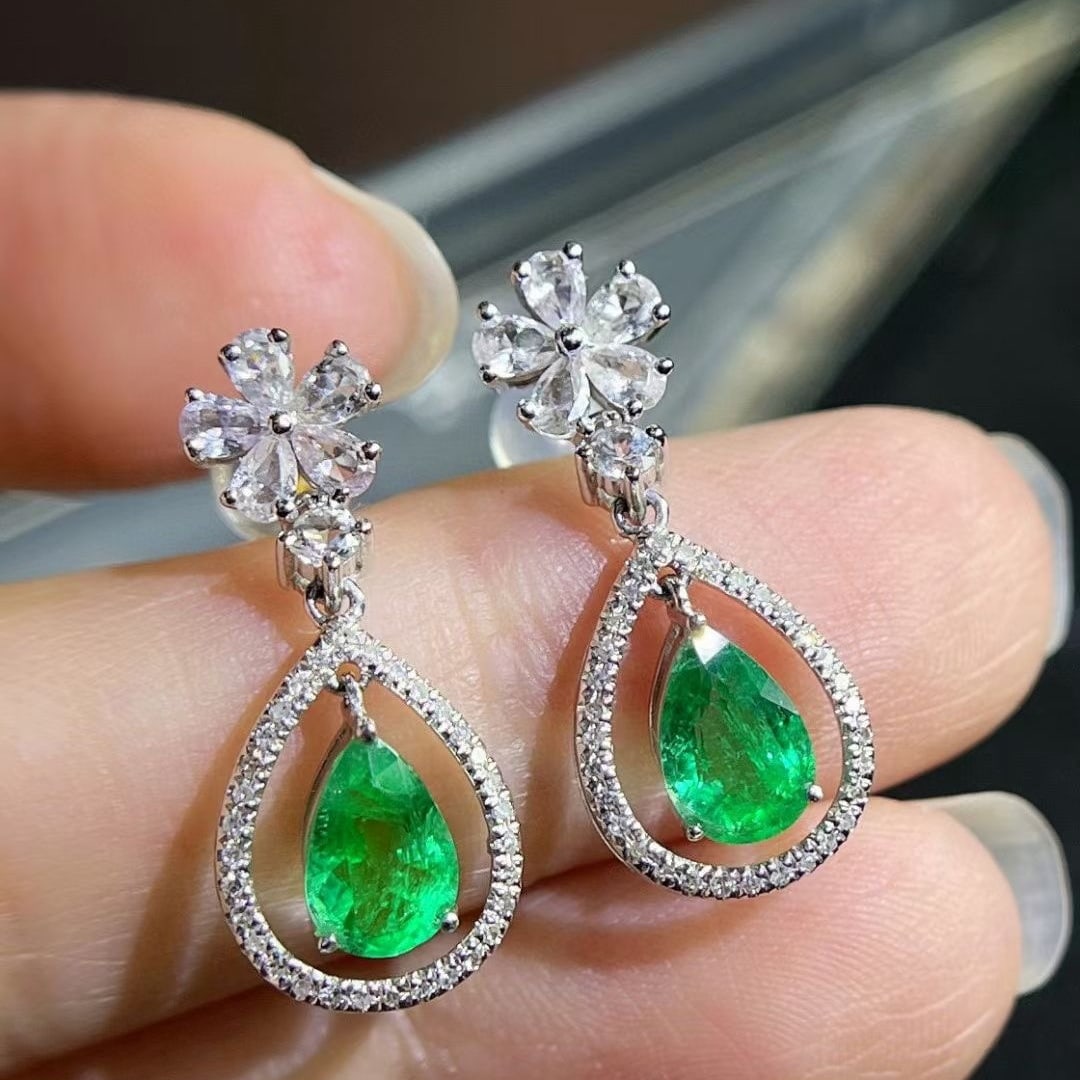 14k Gold 1.76 Ct Vivid Green Natural Emerald & Sapphire & Diamond Earrings - 2