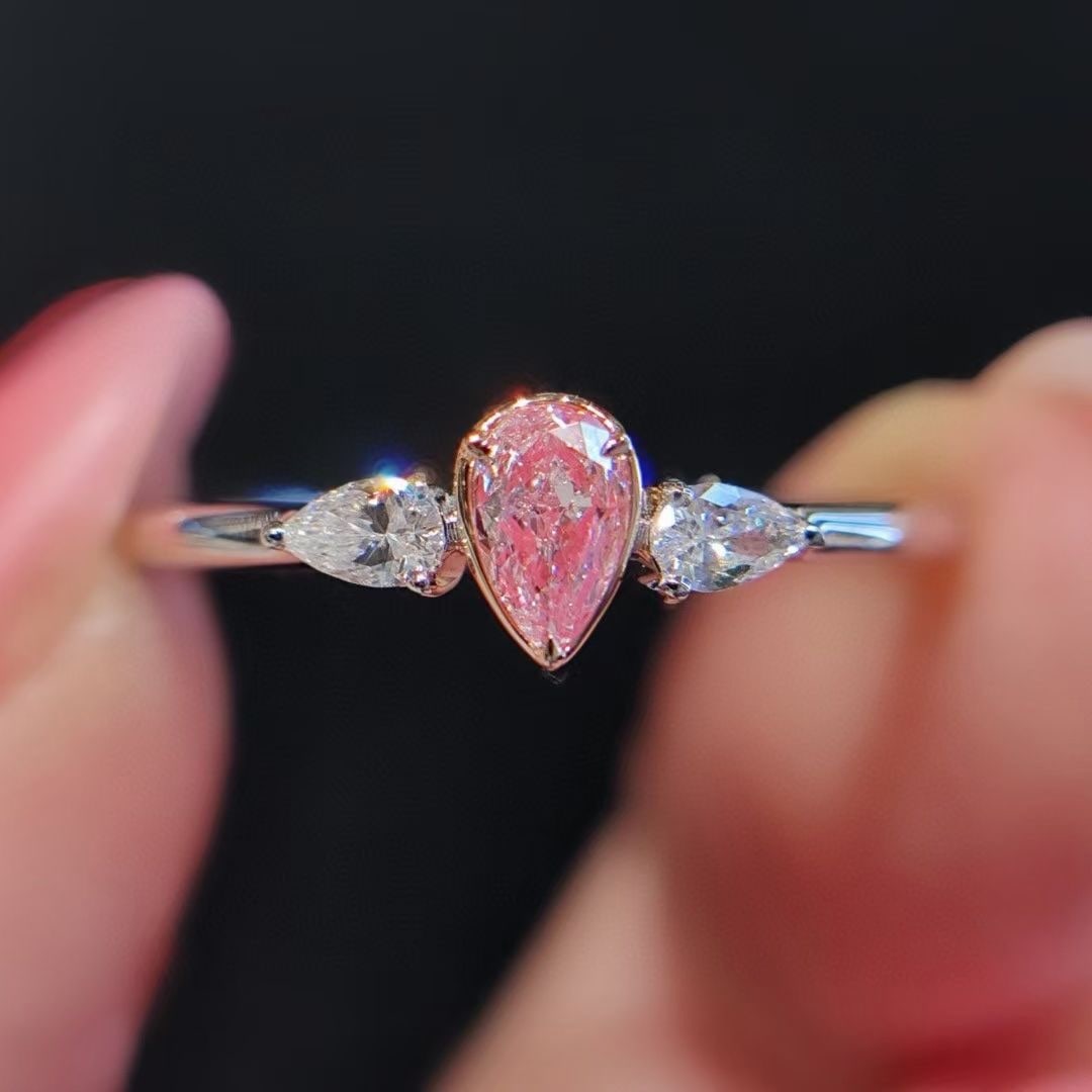 14k Gold 0.26 Ctw Natural Pink Diamond & Diamond Ring: Ref:230937167 // gold content:14k gold // ring size:7. 25us // // main gemstone:pink diamond // shape:pear // carat weight:0. 15ct // color:pink // treatment:natural // // adjacent gemstone 2 :